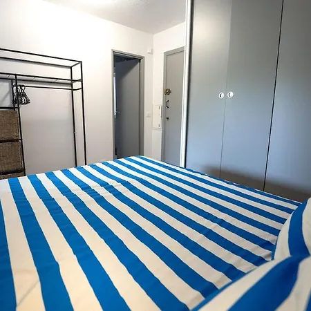 Piscine Golf Proche 4 Personnes